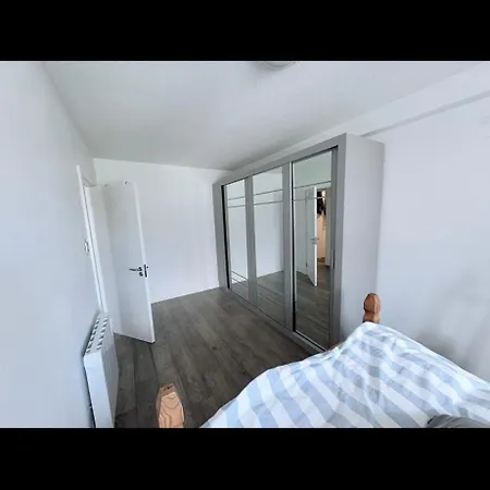 Apartament & Rare Antiquequarter Dublin